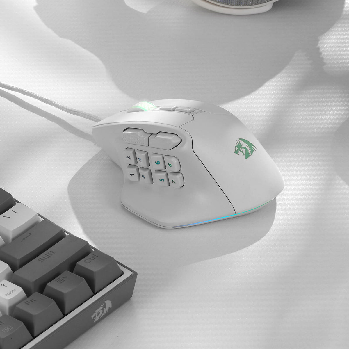 AATROX M811 MMO Gaming Mouse, image 13 of 17 - enlarged view