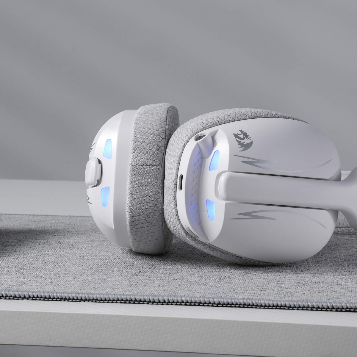 SKULD PRO H878, image 23 of 35 - enlarged view